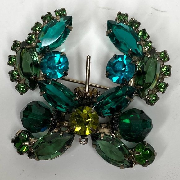 Similar Items to Signed Weiss Silver Plate Frosted Blue  Vintage 50s 60s Emerald & Aqua Crystal Floral Brooch Pin Costume Jewelry Weiss?